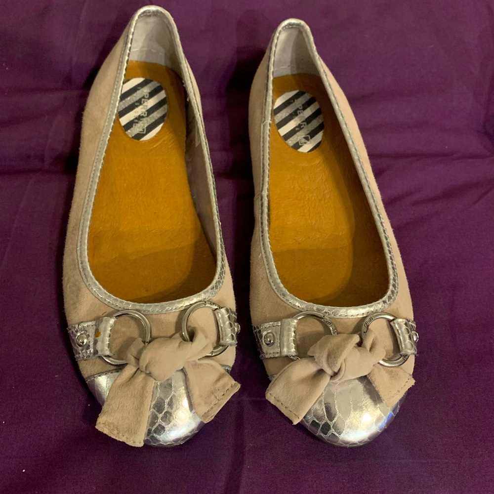 Sperry flats